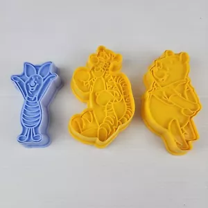 Disney Winnie the Pooh Cookie Cutter Piglet Tigger Biscuit Decoration Lot Of 3 - Picture 1 of 6