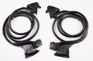 NEW 1969 to 1971 Lincoln Mark III Weatherstrips D0LY-6320530/1A 1 Pair - Picture 1 of 4