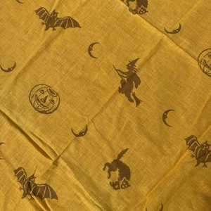 Antigua tela textil de Halloween de los años 20 de algodón brujas murciélagos gatos lunas de colección - Imagen 1 de 10