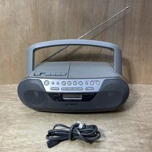 Sony CFD-S05 Boombox CD Radio Cassette Not Working Player Recorder Portable - Imagen 1 de 9