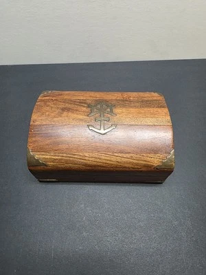 Solid Nautical Wood Box with Brass Trim Tabletop Desk Keys Change Trinkets - Image 1 of 4