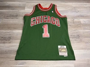 Chicago Bulls Jersey Derrick Rose #1 Green 2008-09 Sz M Mitchell Ness - Picture 1 of 12