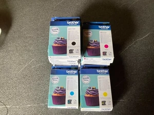 lot de 12 cartouches Brother Neuves - Photo 1/1