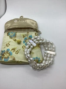 Honora Pearl - Triple Strand Stretch Bracelet - Picture 1 of 3