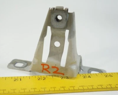 09-2015 bmw 750i 750li 740i f01 f02 soporte guardabarros delantero derecho lado pasajero #2 Foto 1 de 4