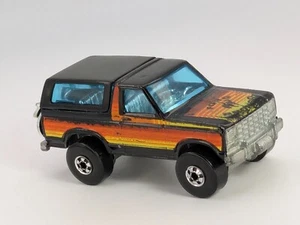 Vintage 1980 Hot Wheels Blackwall Black Orange Ford Bronco 4-wheeler Hong Kong - Picture 1 of 6