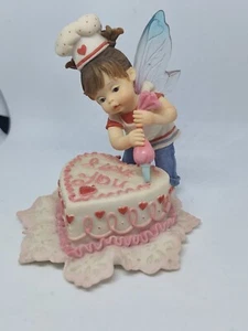 SELTEN My Little Kitchen Fairie ""Little Valentine Baker Fairie"" Enesco 2007... - Bild 1 von 8
