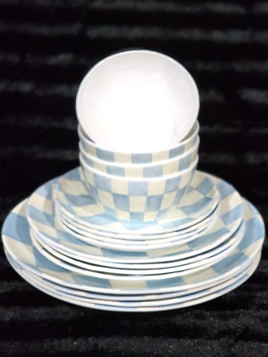 16pc Blue White Checked Melamine 4 Dinner Salad Dessert Plates 4 Tidbit Bowls - Image 1 of 4