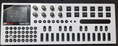 Isla Instruments Kordbot, chord finder, midi controller bianca S2400 PELLICOLA - Immagine 1 di 3