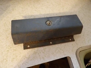 1970 1971 FORD TORINO COBRA RANCHERO GT CYCLONE GLOVE BOX DOOR HINGE - Picture 1 of 5