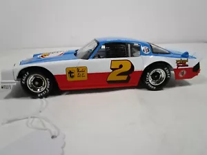 ACTION 1/24 XTREME #2 MARK MARTIN 1982 CHEVY CAMARO USED VERY NICE NO BOX - Picture 1 of 8