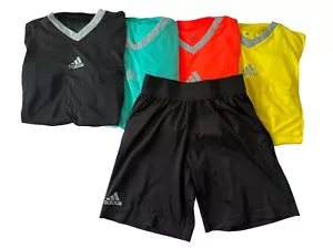 Adidas Schiedsrichter Set kurzarm XS Trikots/Hose 2022 schwarz, rot, gelb, mint - Bild 1 von 4