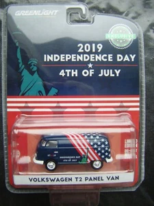 GREENLIGHT HOBBY EXCLUSIVE 2019 INDEPENDENCE DAY 4TH OF JULY VOLKSWAGEN T2 PANEL - Picture 1 of 2