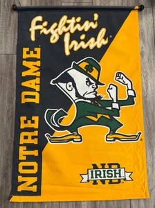 Notre Dame Fighting Irish Hanging Banner Wood Pole 28" X 42" - FREE SHIPPING - Picture 1 of 1