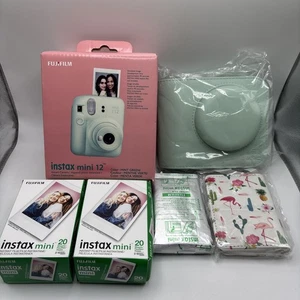Fujifilm Instax Mini 12 Bundle - mintgrüne Kamera + 50 Filme + Hülle + Album - Bild 1 von 10