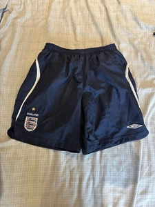 Men’s England Umbro 2007-09 Football Shorts Size Medium - Picture 1 of 6