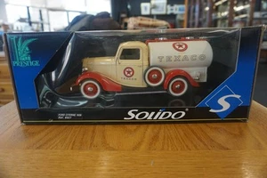 1/18 Prestige Solido 1936 Ford Citerine Texaco Truck (13886) - Picture 1 of 6