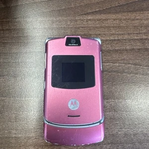 MOTOROLA RAZR V3 Pink (Unlocked) Retro Mobile Phone Needs New Battery - Afbeelding 1 van 7