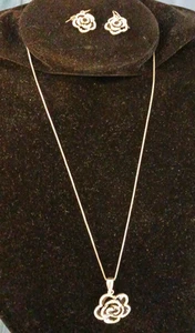 925 Silver Chain & Silver Tone ROMAN Pendant And Wire Earrings Set - Bild 1 von 9