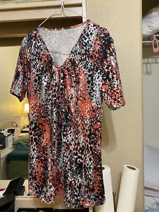Tops grandes con estampado de leopardo para mujer - Imagen 1 de 1