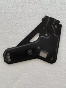 Kobalt 80 V Max Rasenmäher KM2180B-06 linke Seite Griff Halterung Teil - Bild 1 von 5
