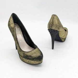 Rachel Rachel Roy Gold Black Kimi Scale Pattern Sculpted Studded Platform Size 8 - Picture 1 of 9