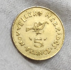 Rarissime pièce de 5 Francs des Nouvelles Hébrides de 1982 !! - Foto 1 di 2