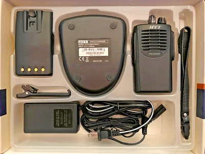 Radio bidireccional HYT TC3000-U(2) HYT TC3000 UHF 440-470 MHz Foto 1 de 2