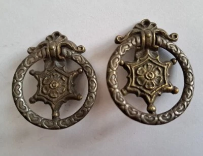 Vintage /Antique Handles Drawer Pulls Dresser Handle Furniture Hardware Lot of 2 - Image 1 of 4