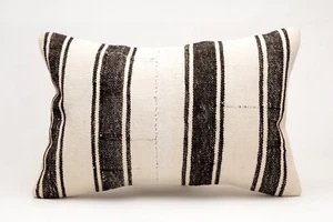 Kilim Pillow Cover, 16x24 inc, Vintage Sofa Pillow, Handmade Decorative Pillow - Picture 1 of 4