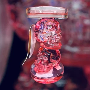 SELTENER CHRISTIAN LACROIX GLAS ROSA TOTENKOPF KERZENHALTER NEU MIT ETIKETT - Bild 1 von 2