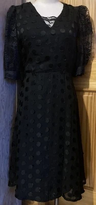 Vestido preto anos 80 pontos acetinados floral manga de renda caprichoso vitoriano Rockabilly - Imagem 1 de 4