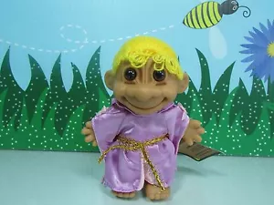 RAPUNZEL -5" Russ Storybook Troll Doll - NUOVO CON ETICHETTA DANNEGGIATA - Foto 1 di 8
