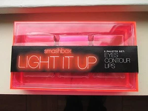 New ~ Smashbox ~ LIGHT IT UP ~ 3 Palette Set ~ Eyes ~ Contour ~ Lips - Picture 1 of 3