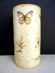 Cilindro de pantalla de lámpara mariposa de fibra de vidrio MCM de colección 6" x 11,75" - Imagen 1 de 7