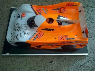 7505 - DOME GT CAR BODY RC Scale 1/8 GT2 360mm+WING/ALETTONE  SLASH  - Immagine 1 di 3