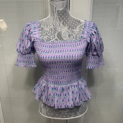 NUEVO CON ETIQUETAS Ojales e Hiedra Púrpura Floral Calado Top Manga Abullonada Peplum Volantes Casa de Campo S Foto 1 de 4