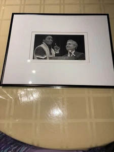 Isiah Thomas abgebildet mit Ben Jahr 1986 von J Crachiola Foto gerahmt 18,5x14,5 - Bild 1 von 14
