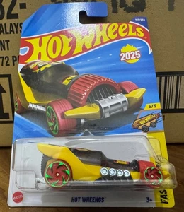 2025 HOT WHEELS MAINLINE CASE Q HOT WHEENGS FAST FOODIE LONG CARD - Picture 1 of 3