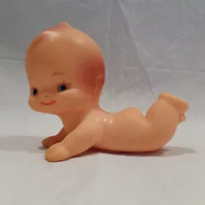 Muñeca Kewpie bebé gateador vintage 4,5" - Imagen 1 de 3
