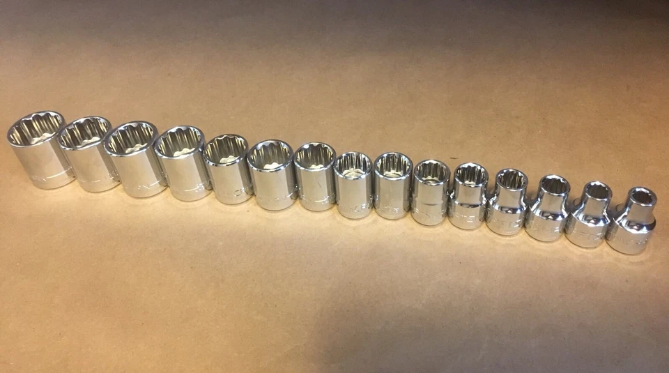 Craftsman Socket Set 3/8" Drive 15 Piece 12 Pt Point Metric Chrome - Image 1 of 4