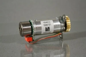 Servomotor mit Getriebe und Encoder - Bild 1 von 3