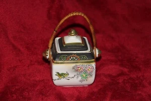 Asiatika Japan alte Teedose aus Kutani Kunst Schule aus privat Sammlung. - Bild 1 von 3