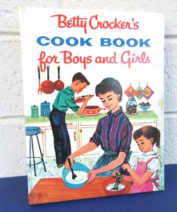 BETTY CROCKER'S COOK BOOK FOR BOYS AND GIRLS Facsimile Ed 2003 1st Printing 1957 - Picture 1 of 20