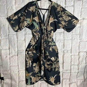 Hope & Ivy Maternity Kimono Wrap Dress In Blue Flora & Fauna. Size 8.#2 - Picture 1 of 21