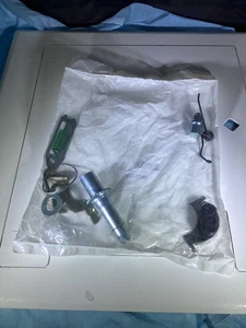 Carlson Quality Brake Parts Self Adjusting Repair Hardware 3006367 3008113LRY - Picture 1 of 2