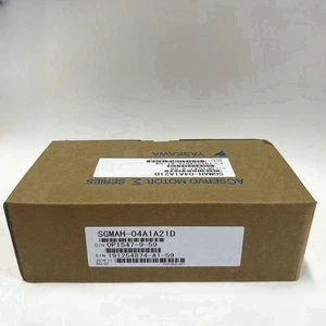ONE Yaskawa SGMAH-04A1A21D Servo Motor NEW Free delivery - Imagen 1 de 3