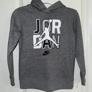 Neu ohne Etikett Nike Jungen grau Air Jordan Hoodie Kapuzenpullover Größe 6 - Bild 1 von 2