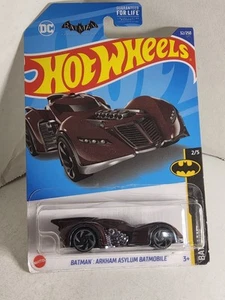 2022 Hot Wheels - DC BATMAN ARKHAM ASYLUM BATMOBILE - 2/5 - 32/250 - HCW59 - Foto 1 di 12