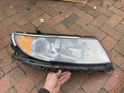 Conjunto de faros halógenos derecho lado pasajero Lincoln MKZ 2010-2012 - sin daños Foto 1 de 4